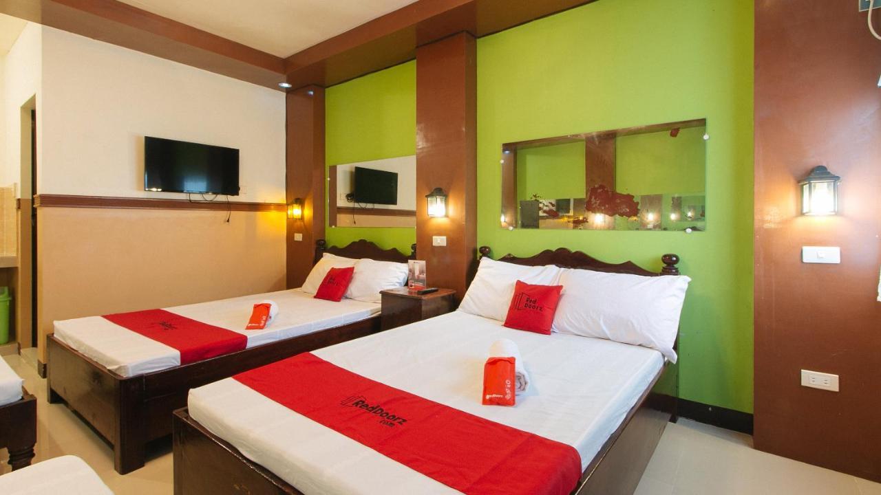 Reddoorz Plus Near Municipality Of Luisiana Laguna Екстериор снимка